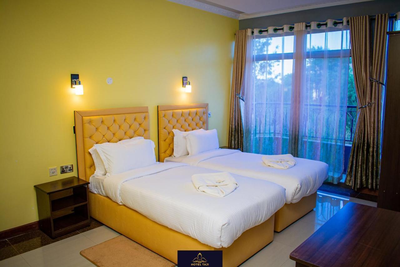 Hotel Taji 나뉴키 외부 사진